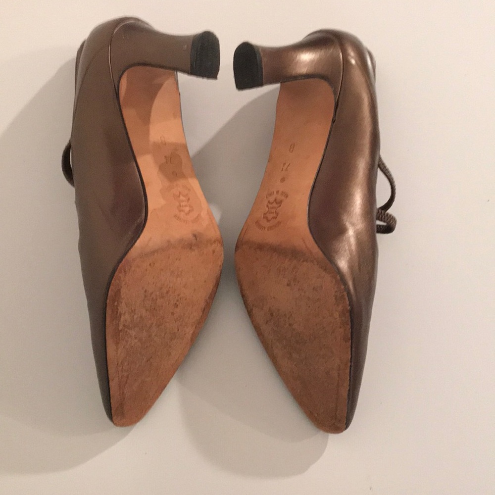 Shoes - Picture 2 of 4